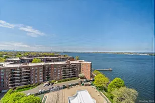 166-25 Powells Cove Blvd, Whitestone, NY 11357 - Photo 17