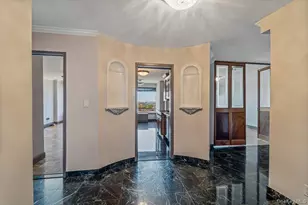 166-25 Powells Cove Blvd, Whitestone, NY 11357 - Photo 33