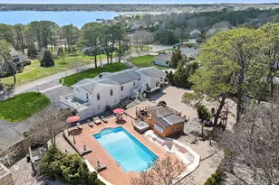 5 Huckleberry Ln E, Hampton Bays, NY 11946 - Photo 27