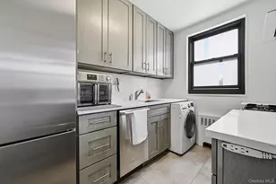 15-43 160th St, Whitestone, NY 11357 - Photo 3