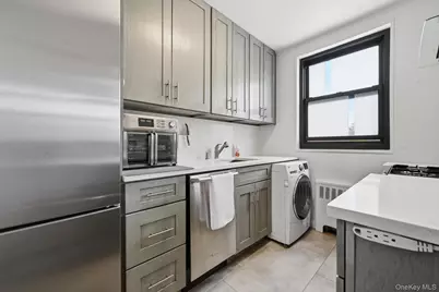 15-43 160th Street #2F, Whitestone, NY 11357 - Photo 1