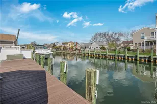 25 Cape Rd, Amityville, NY 11701 - Photo 3