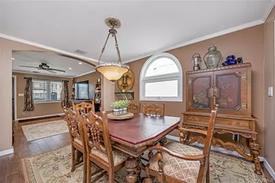 25 Cape Road, Amityville, NY 11701 - Photo 9