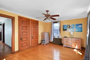 103 Rochelle St, Bronx, NY 10464 - Photo 7