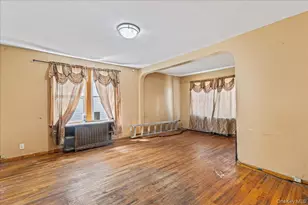 197-08 115th Ave, Saint Albans, NY 11412 - Photo 5