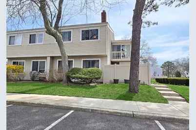 232 Springmeadow Drive #M, Holbrook, NY 11741 - Photo 1