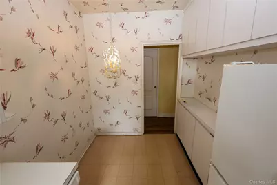 9941 64th Avenue #D17, Rego Park, NY 11374 - Photo 19