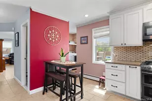 18 Calico Tree Ln, Coram, NY 11727 - Photo 13