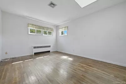 49 Forrest Place, Amityville, NY 11701 - Photo 15