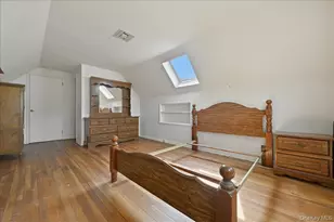 49 Forrest Pl, Amityville, NY 11701 - Photo 21