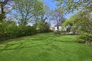 49 Forrest Pl, Amityville, NY 11701 - Photo 31