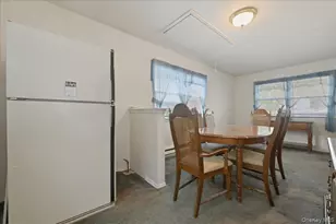 49 Forrest Pl, Amityville, NY 11701 - Photo 13