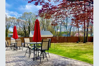 8 Tahoe Court, Coram, NY 11727 - Photo 3