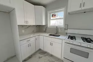 21 Randall Ave, Lynbrook, NY 11563 - Photo 11