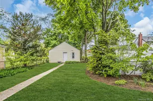 11 Skidmore Pl, Valley Stream, NY 11581 - Photo 15