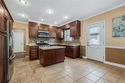 38 Borcher Avenue, Yonkers, NY 10704 - Photo 7