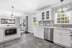 11 Burdsall Dr, Port Chester, NY 10573 - Photo 7
