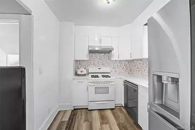 6 Littleworth Lane, Sea Cliff, NY 11579 - Photo 5