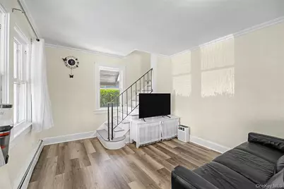 6 Littleworth Lane, Sea Cliff, NY 11579 - Photo 21