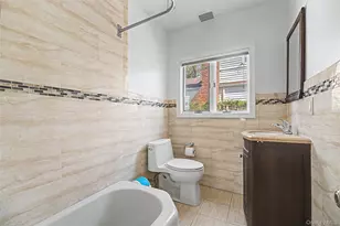 49 Beatrice Ave, Syosset, NY 11791 - Photo 15