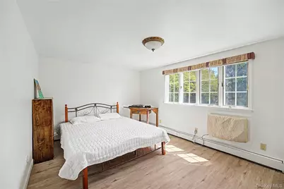 49 Beatrice Avenue, Syosset, NY 11791 - Photo 17