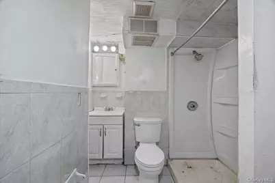 512 Warburton Avenue, Yonkers, NY 10701 - Photo 25