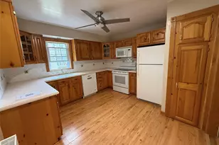 32 Cherry St, Fort Montgomery, NY 10922 - Photo 5