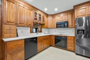 11 Gale Dr, Poughkeepsie, NY 12603 - Photo 5