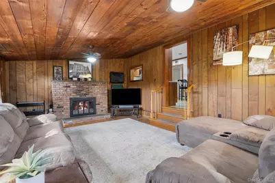 11 Gale Drive, Poughkeepsie, NY 12603 - Photo 13
