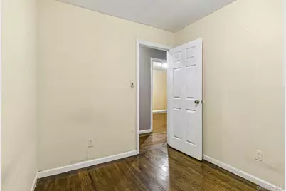 183 Litchfield Avenue, Elmont, NY 11003 - Photo 27