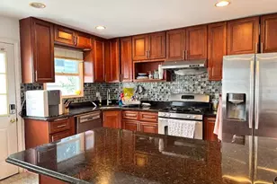 133 Railroad Ave, Syosset, NY 11791 - Photo 3