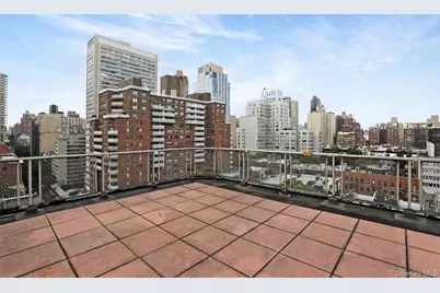 520 E 81st Street #11E, New York, NY 10028 - Photo 7