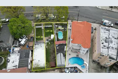 70-11 Ditmars Boulevard, Astoria, NY 11370 - Photo 3