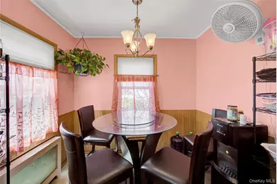 80 Wellington Road S, West Hempstead, NY 11552 - Photo 7