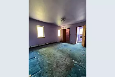 26 Willoughby Street, Brentwood, NY 11717 - Photo 9