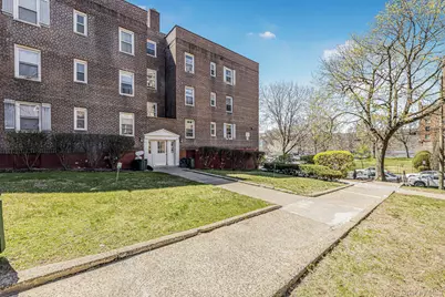 150 Ravine Avenue #3B, Yonkers, NY 10701 - Photo 1