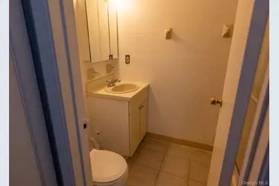 115 Pointe Circle S #115, Coram, NY 11727 - Photo 9