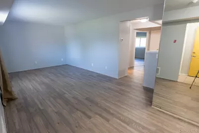 115 Pointe Circle S #115, Coram, NY 11727 - Photo 5