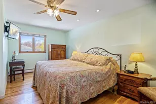 1300 Oak Ave, West Islip, NY 11795 - Photo 15