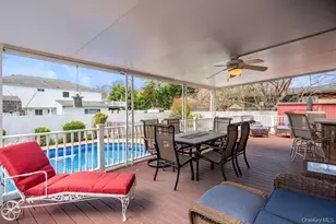 1300 Oak Ave, West Islip, NY 11795 - Photo 27