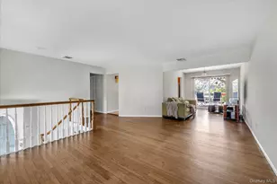 1678 Park Ave, Merrick, NY 11566 - Photo 3