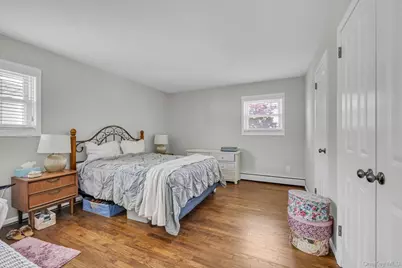 1678 Park Avenue, Merrick, NY 11566 - Photo 7