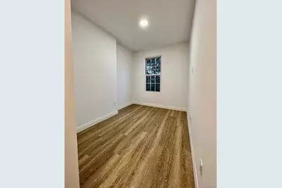 4112 20th Avenue, Astoria, NY 11105 - Photo 11