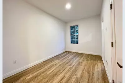 4112 20th Avenue, Astoria, NY 11105 - Photo 7