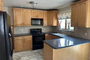 67 Cleremont Ave, Saint James, NY 11780 - Photo 11