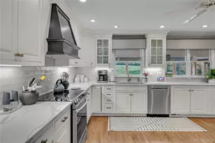 188 Flower Hill Rd, Huntington, NY 11743 - Photo 5