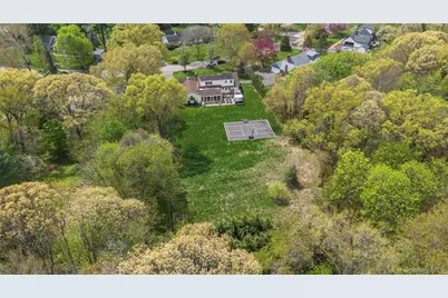 188 Flower Hill Road, Huntington, NY 11743 - Photo 31