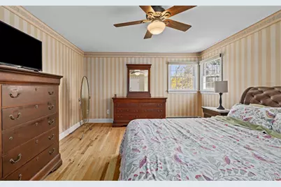 10 Carolee Court, West Islip, NY 11795 - Photo 27