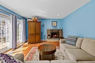 10 Carolee Ct, West Islip, NY 11795 - Photo 21