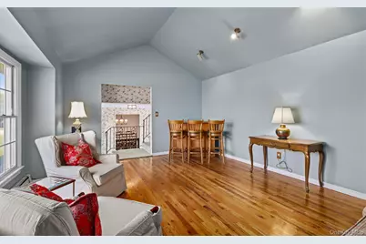 10 Carolee Court, West Islip, NY 11795 - Photo 23